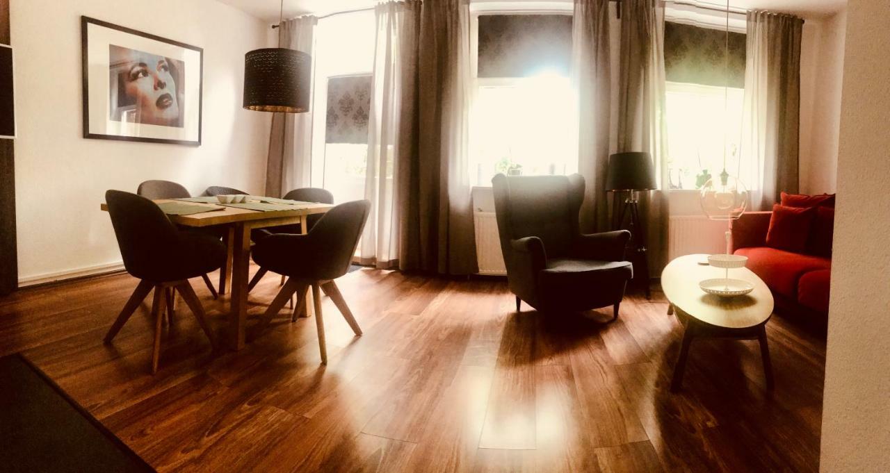 Altstadtmaerchen Apartman Leer Kültér fotó